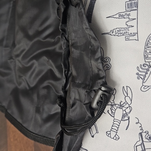 FRIENDS Foldable Backpack - Picture 5 of 5